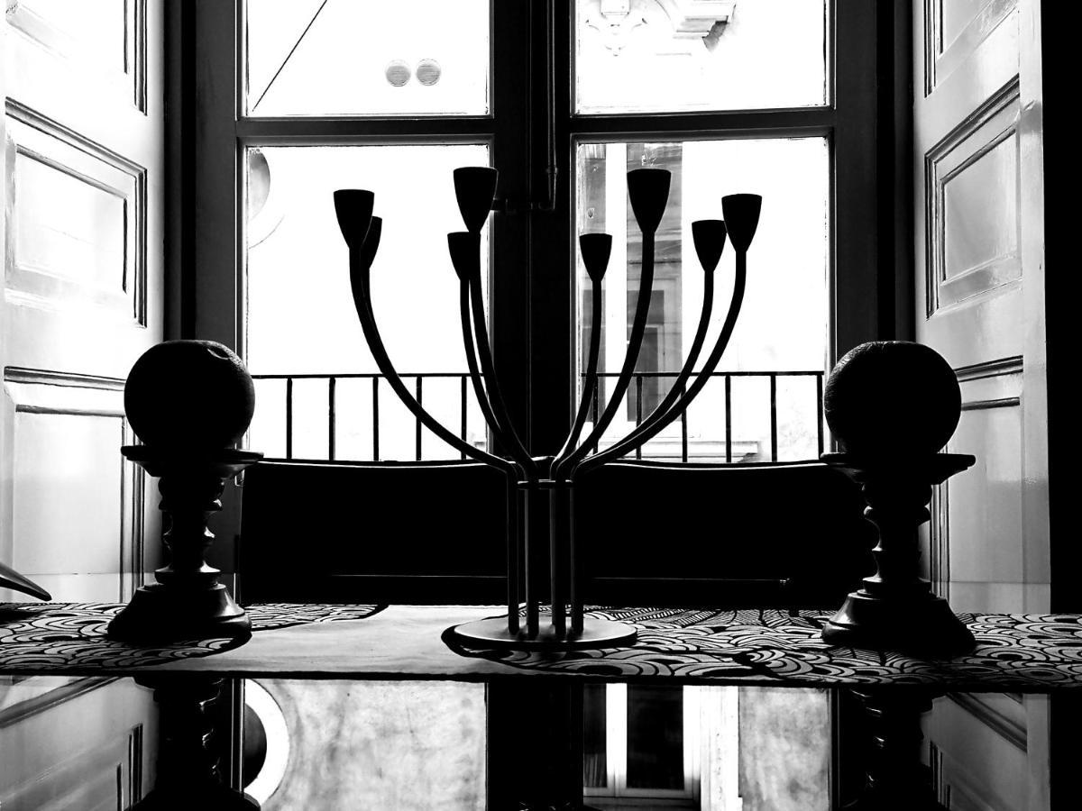 Suite Il Letto Sotto Il Tetto カターニア エクステリア 写真